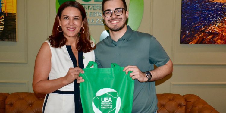 Destaque nacional: Aluno da UEA conquista 1º lugar na maior olimpíada acadêmica de Medicina do Brasil