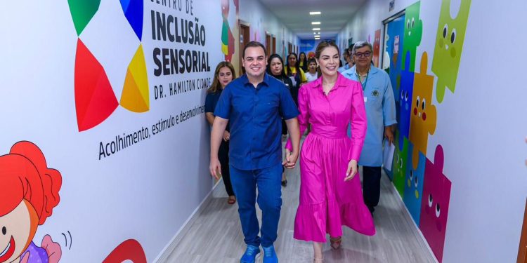 Roberto Cidade acompanha ação de autocuidado para mães atípicas no Centro de Inclusão Sensorial da Aleam