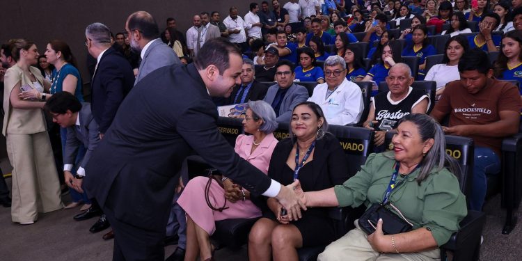 Presidente Roberto Cidade inicia processo de regulamentação da Escola do Legislativo, no Conselho de Educação, para ofertar cursos de pós-graduação