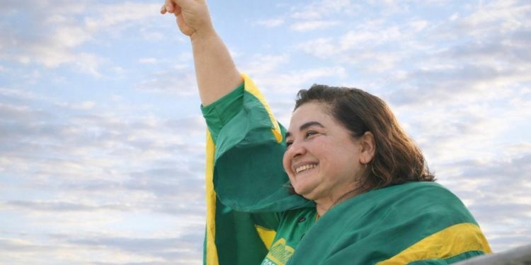 1º lugar: Professora Maria do Carmo já lidera a eleição no Amazonas