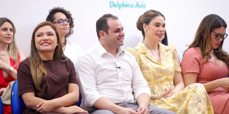 Governador interino Roberto Cidade lança ações para ampliar atendimento à saúde feminina com o programa +Saúde da Mulher