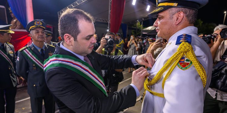 Governador interino Roberto Cidade destaca valorização da Polícia Militar do Amazonas durante homenagem aos 189 anos da corporação