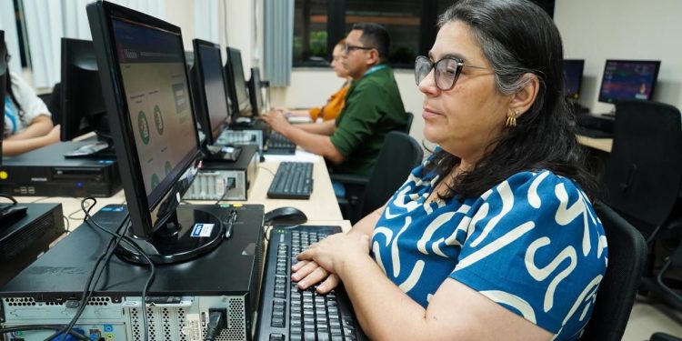 Cursos gratuitos da CMM ampliam oportunidades de ingresso no mercado de trabalho
