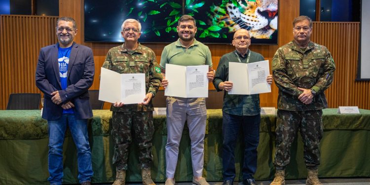 UEA e Exército Brasileiro firmam parceria em defesa cibernética