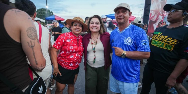 Muito além do Festival: Maria do Carmo defende Parintins como vitrine do Amazonas o ano inteiro, gerando emprego e renda