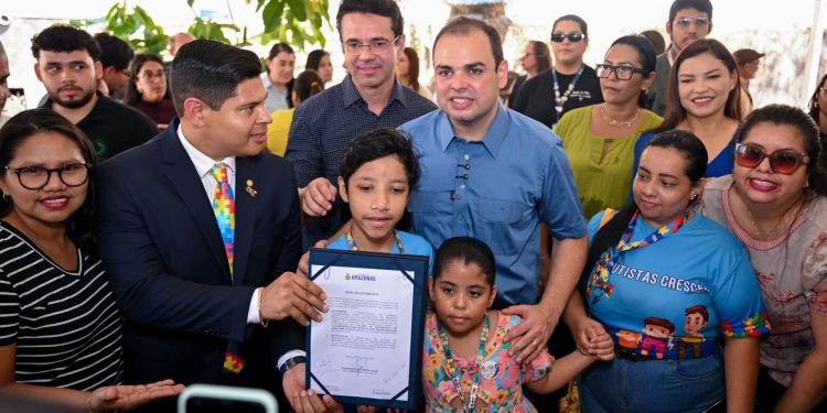 Roberto Cidade lança edital para construção do Centro de Referência para Pessoas com Transtorno do Espectro Autista em Manaus