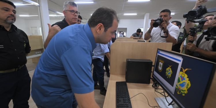 Governador Roberto Cidade acompanha conclusão das obras de modernização do Ciops