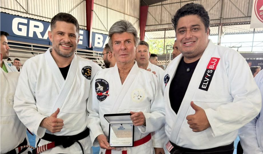 Luiz Fux recebe homenagem por atuação em defesa da cidadania e incentivo ao Jiu-Jitsu