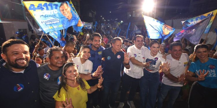 Adjuto Afonso reúne apoiadores em agenda eleitoral em Manaus