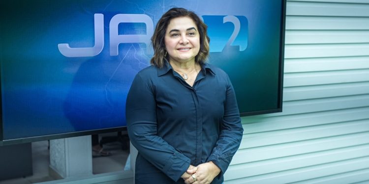 Professora Maria promete choque de gestão para enfrentar crise no Amazonas e critica falta de planejamento